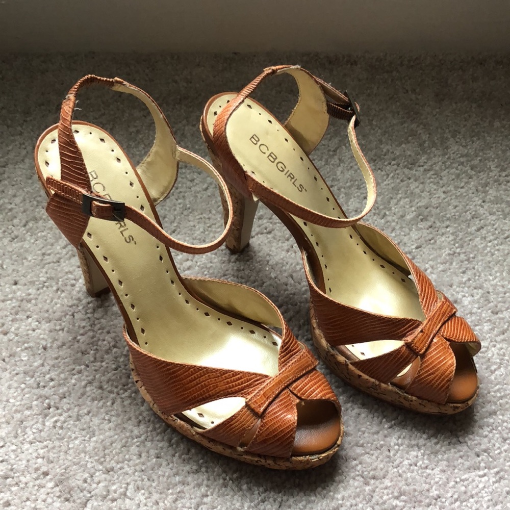 BCBGirls, open toe sandals, 6.5 - Picture 3 of 9